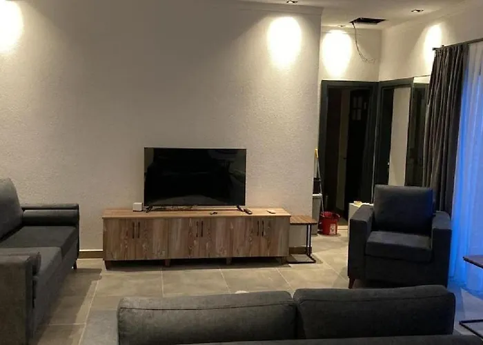 Grape In Large Pool, Jacuzzi, Private 费特希耶